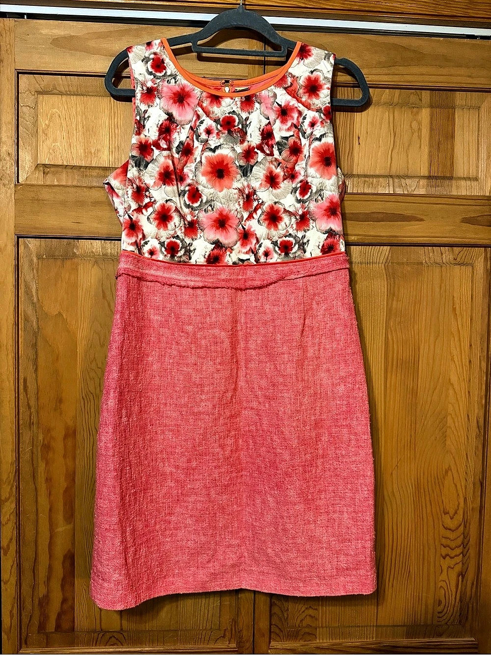 Tahari Floral Mini Dress Pink Size 14 Like New